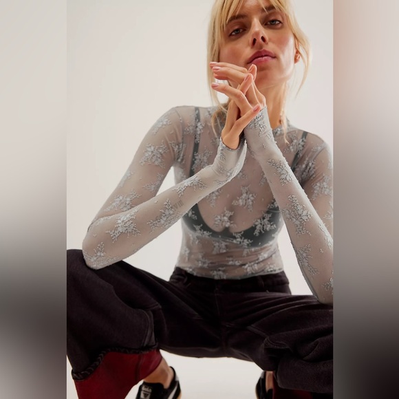 🎉LAST PIECE🎉FREE PEOPLE Lady Lux Layering Top Moonrock - Picture 2 of 8